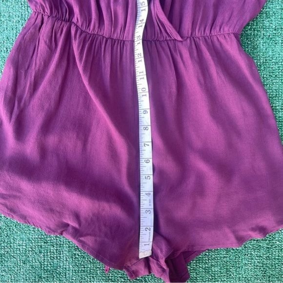 Burgundy Long Sleeve V-neck Romper with Crochet Details Size S - Picture 6 of 12